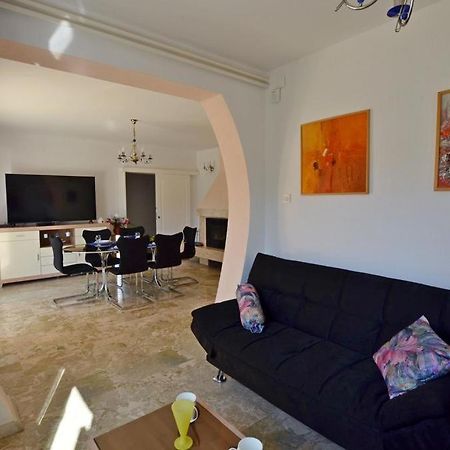 Villa Di Te Nema Pula Extérieur photo
